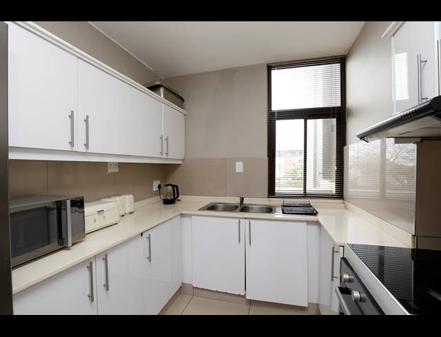 3 BEDROOM APARTMENT FOR SALE IN ESSENWOOD